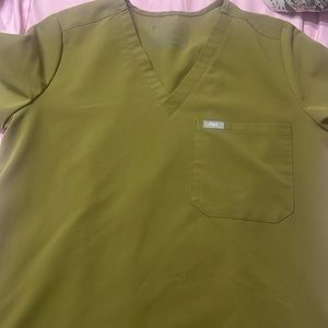 Figs Catarina one pocket scrub top in color Martini Olive